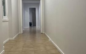 Apartment V12